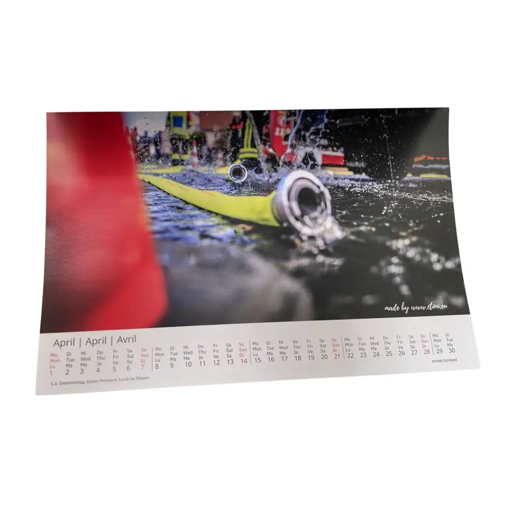 Feuerwehr Wandkalender 2024 - Monats-Kalender mit